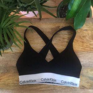 SOLD!Calvin Klein Padded Sports Bra